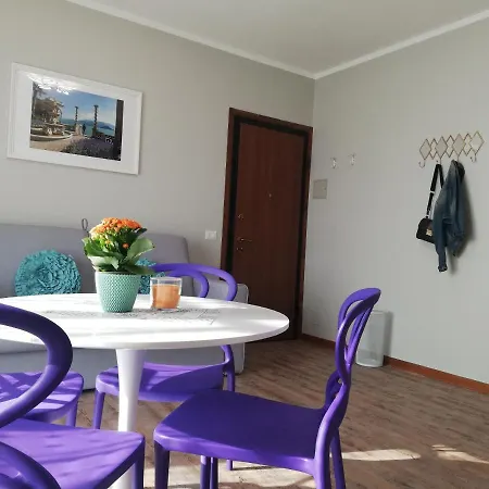 Dream Panorama, Car Garage In The Center Of Appartement Varenna